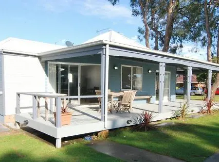 Huskisson Holiday Motel Cabins Jervis Bay Exterior photo